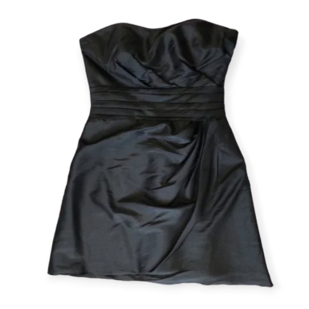 Elegant Black Strapless Mini Dress